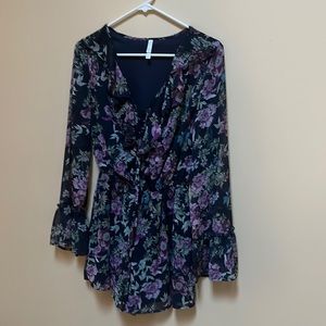 Navy flower short long sleeve romper from xhilaration. Size small.